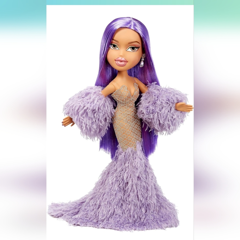 Bratz Exclusive x Kylie Jenner 24 inch Fashion Doll